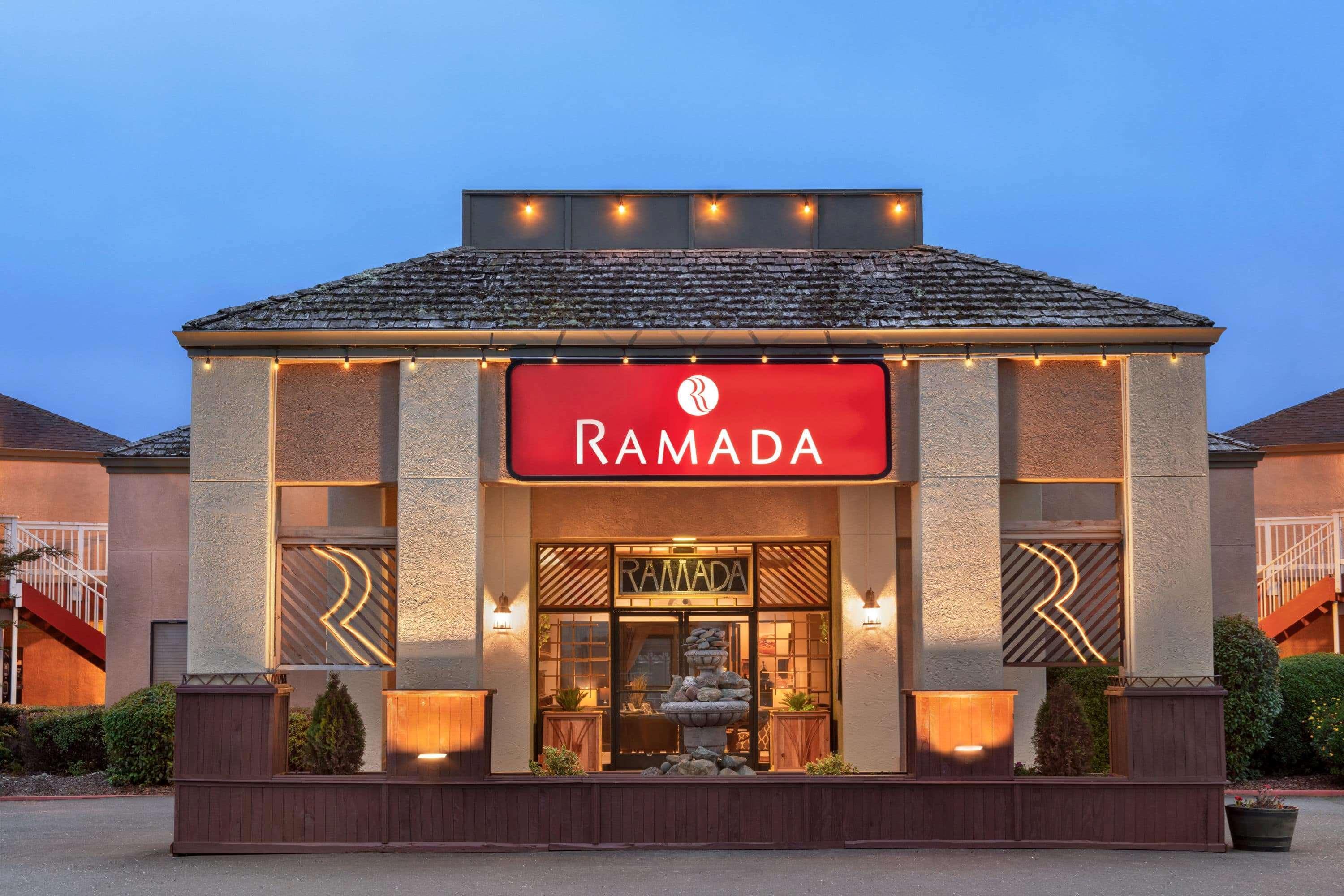 Hotel Ramada By Wyndham Arcata Extérieur photo