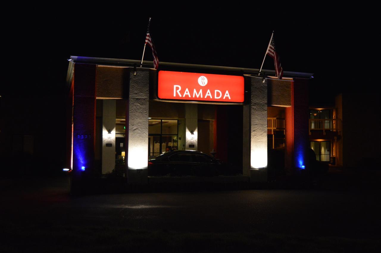 Hotel Ramada By Wyndham Arcata Extérieur photo